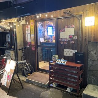 🍽️ 落ち着いた雰囲気 ゆっくりと落…